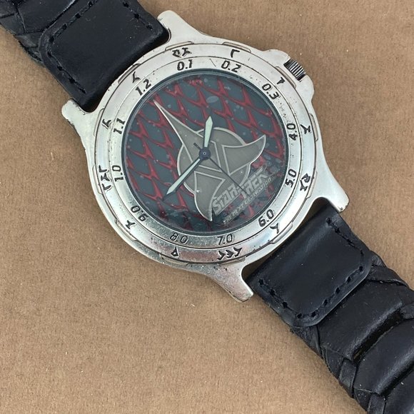 Vintage NEW with Tags Star Trek Next Generation Watch, Pin with Box - Picture 4 of 9